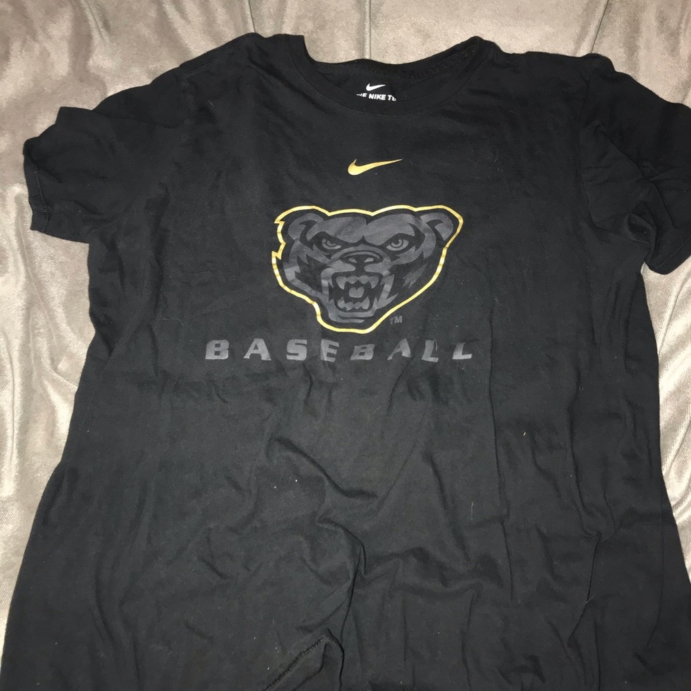 Oakland baseball T shirt